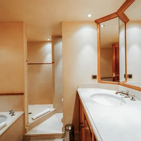 Le Balcon Du Paquier - 200 M - 2 & 2 Salles De Bains Apartamento